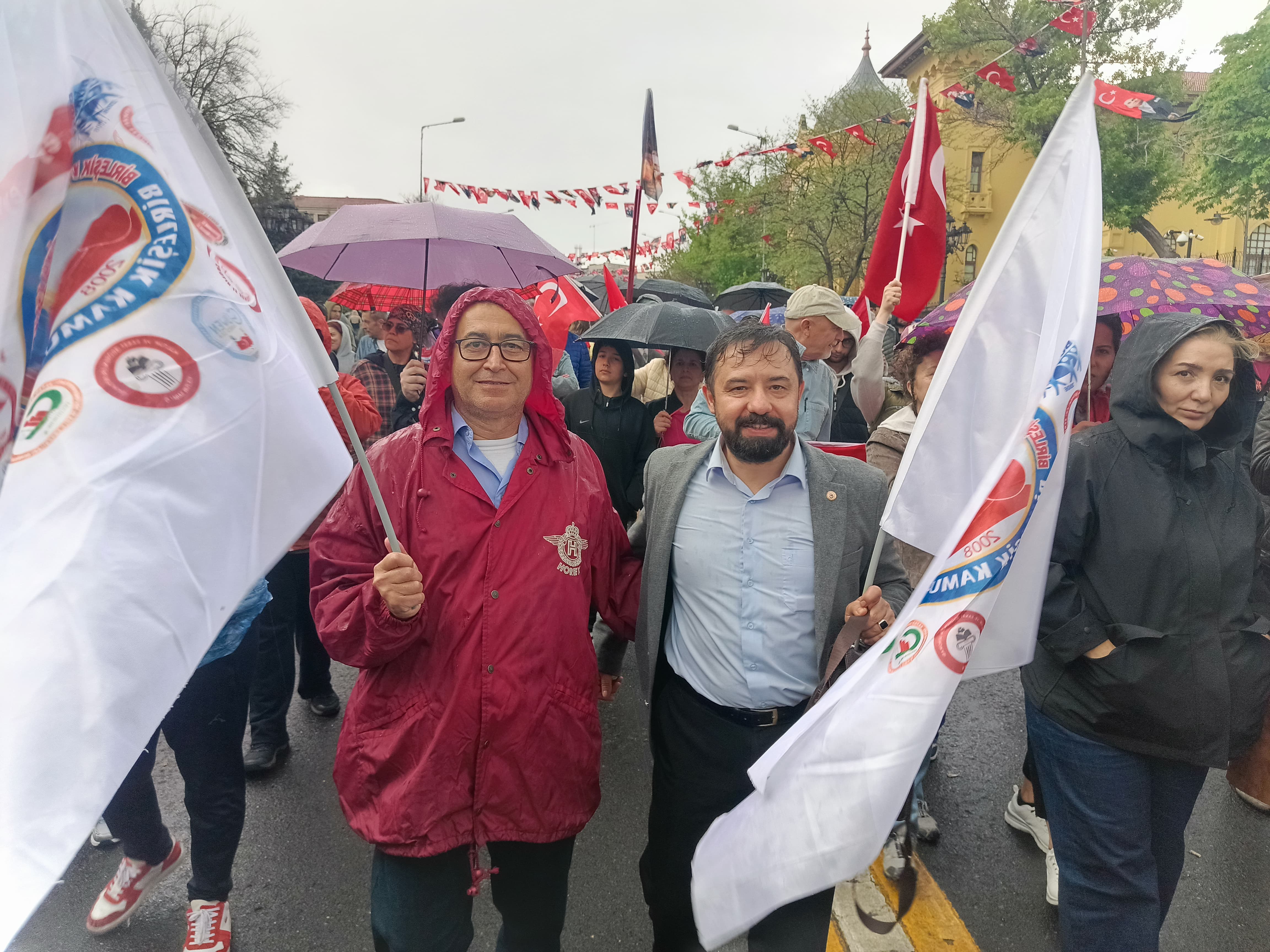  1.Meclisten Anıtkabir'e 23 Nisan Yürüyüşüne Katıldık 
